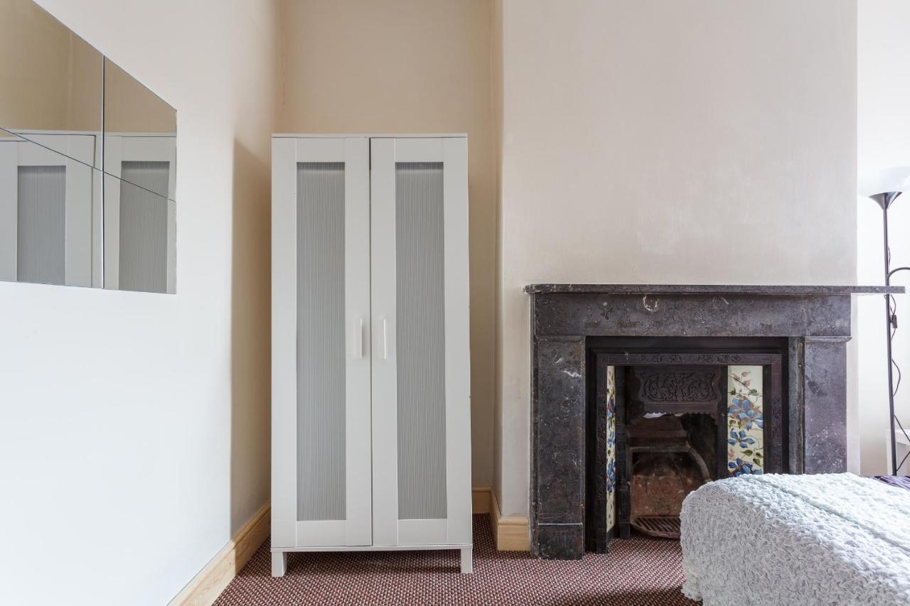 Shirley House: Self-catering Haven Near