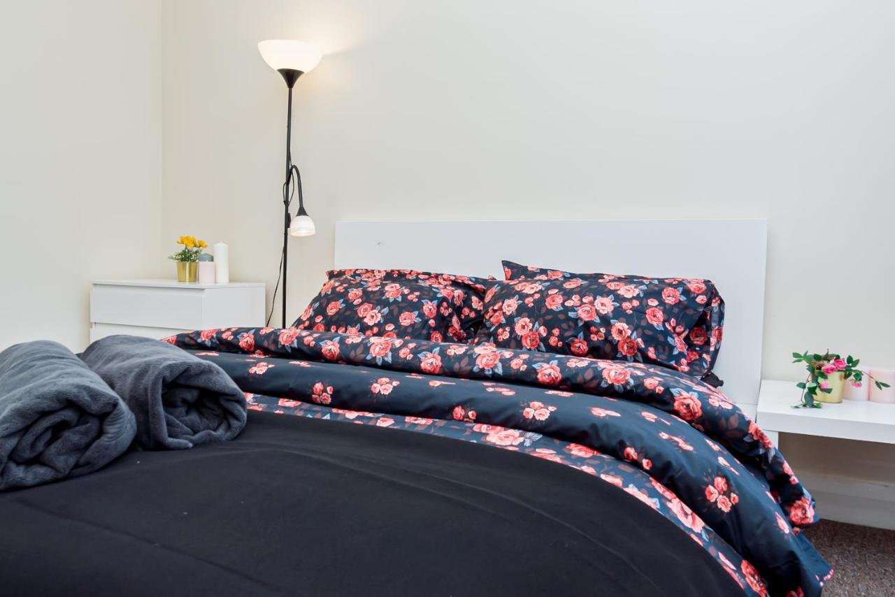 Guest house Shirley House: Self-catering Haven Near 3*
