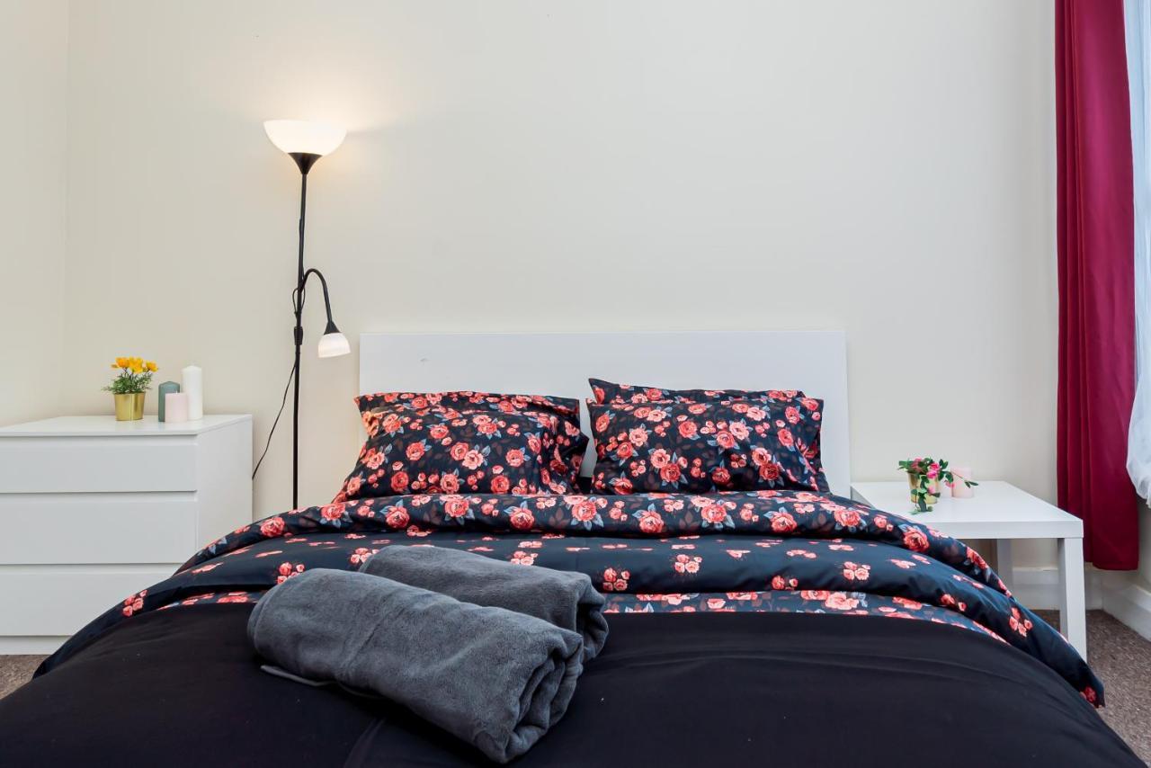 Shirley House 1, Guest House, Self Catering, Self Check In With Smart Locks, Use Of Fully Equipped Kitchen, Walking Distance To Central, Excellent Transport Links, Ideal For Longer Pensión Southampton